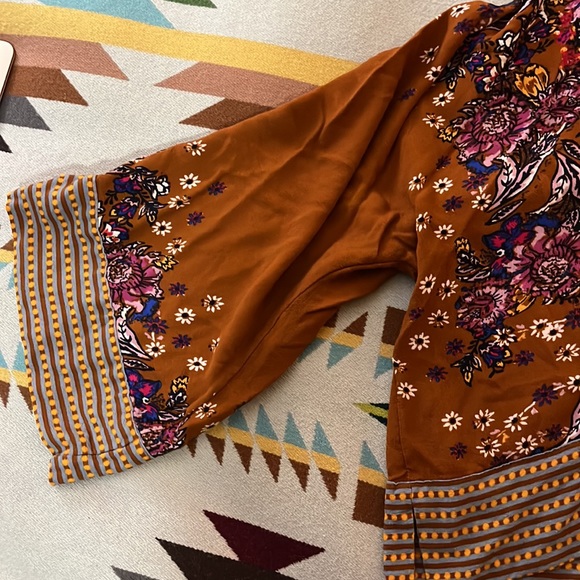 Free People boho hippie flowy floral hi-lo crop top - Picture 3 of 6